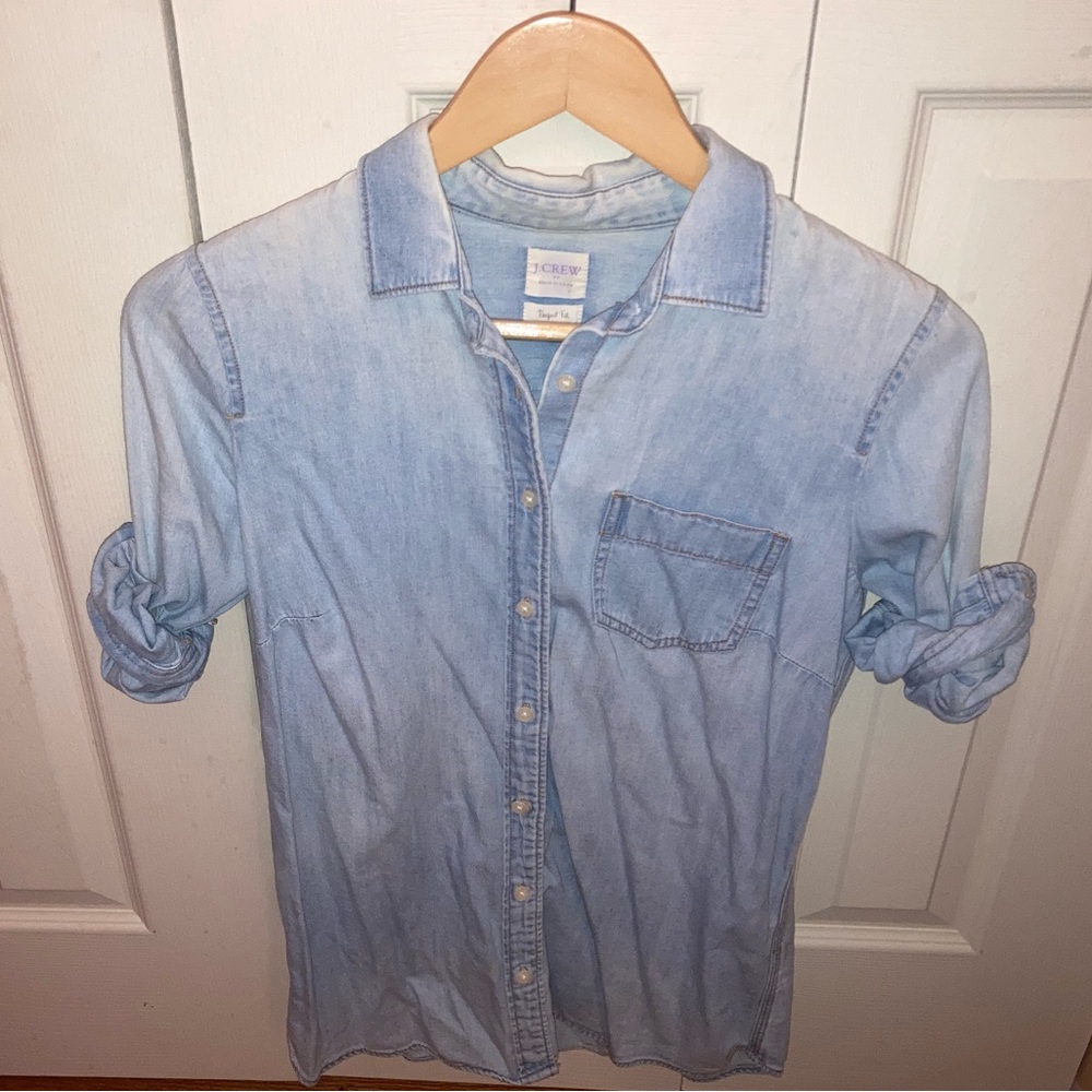 Jcrew light was chambray shirt
